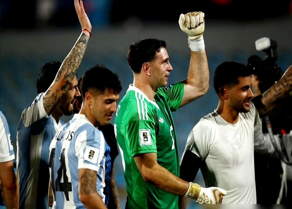 阿根廷绝地反击丹麦,阿奎罗三分雨点燃全场 阿根廷绝地反击丹麦,阿奎罗三分雨点燃全场