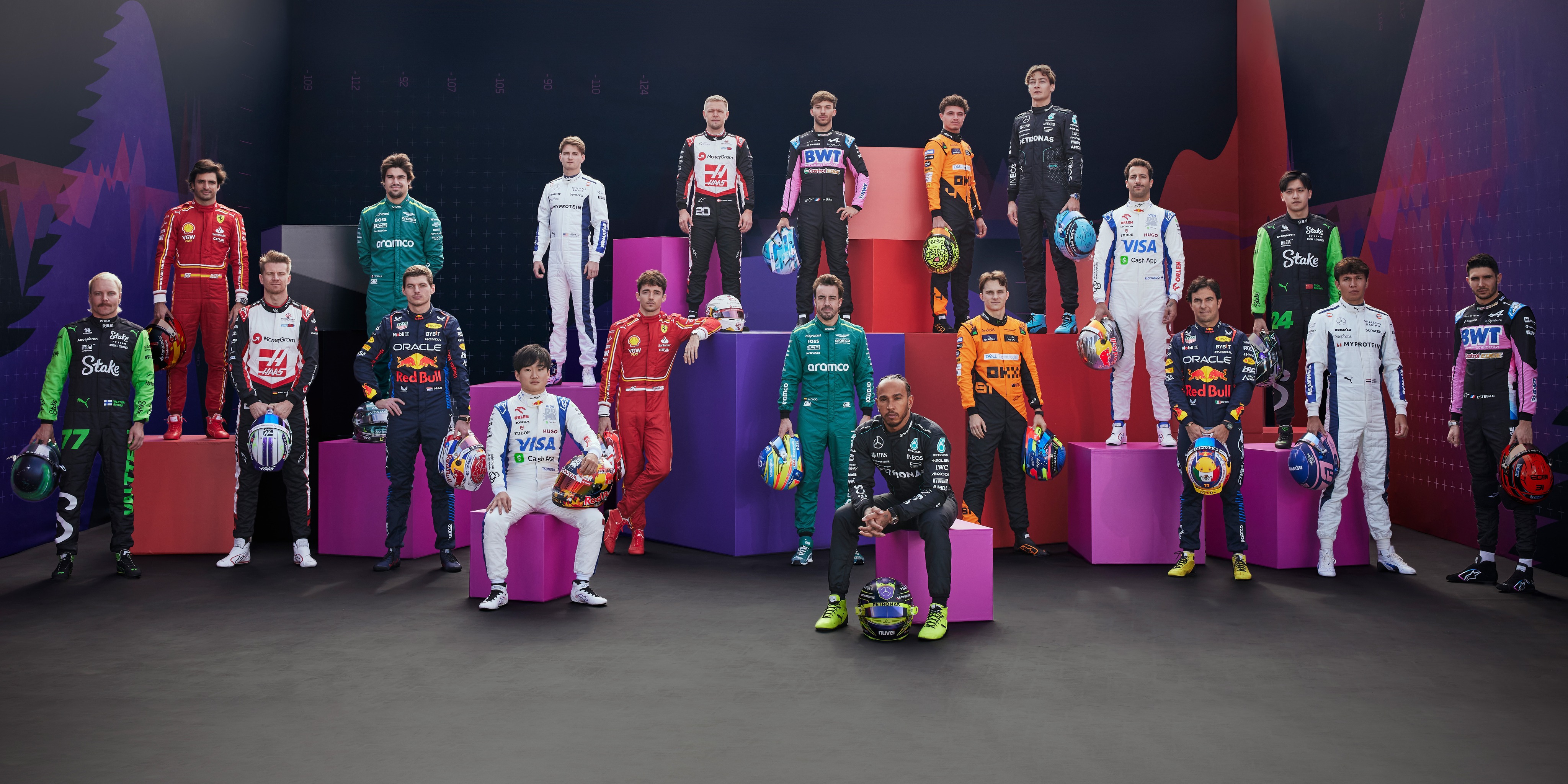 红牛车队横扫红牛二队，拉塞尔统治全场