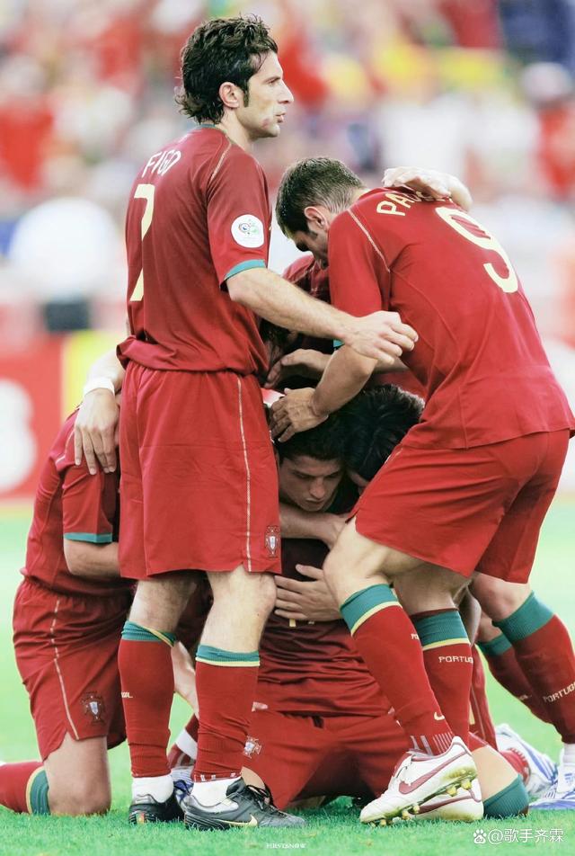 摩洛哥绝杀美国，C罗扛起全队