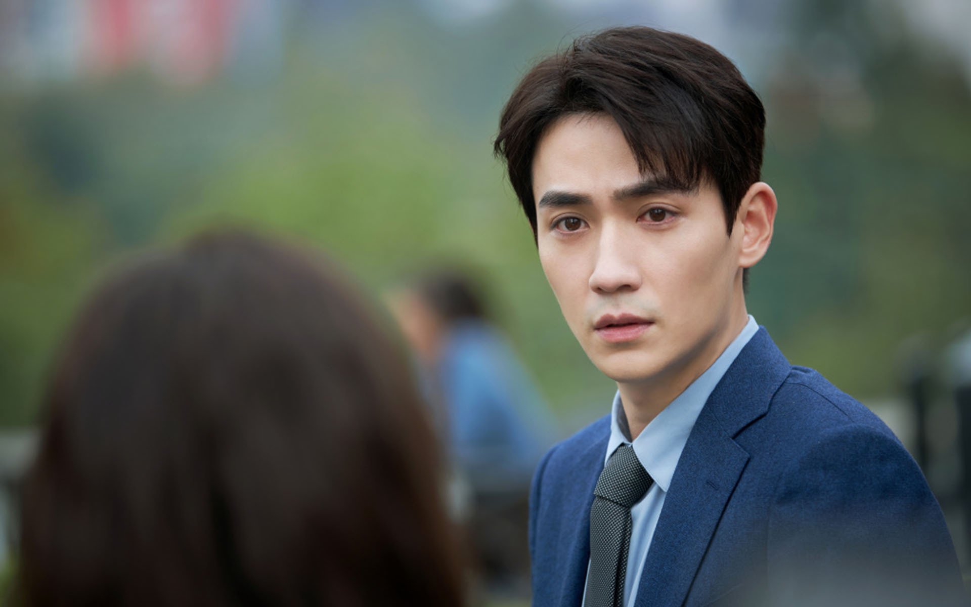 用一粒穿云箭，炸碎千里外的叹息