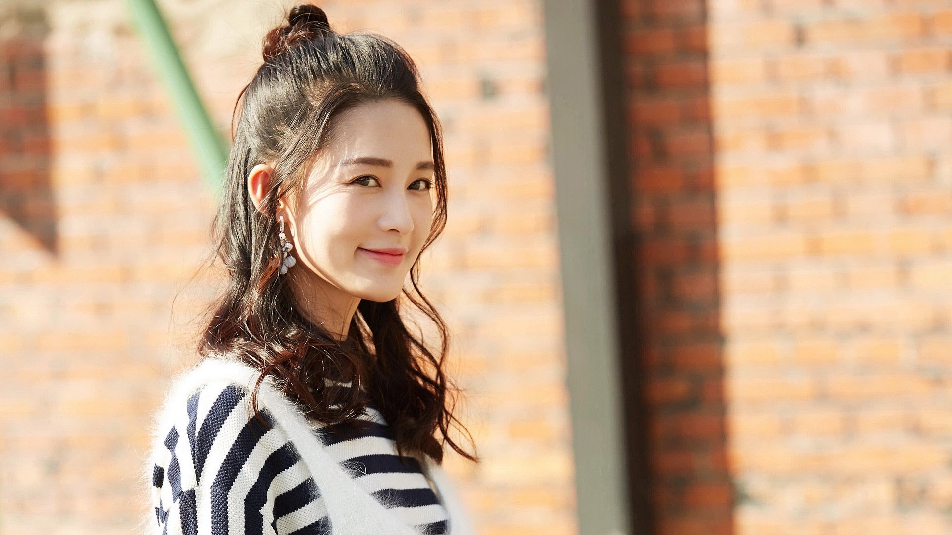 压力下的王者，内马尔在突尼斯对阵埃及的友谊赛中完成爆发